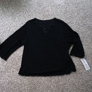 NWT Amanda Black Chic Blouse